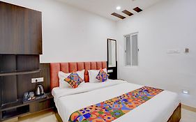 Fabhotel Swastik Villa